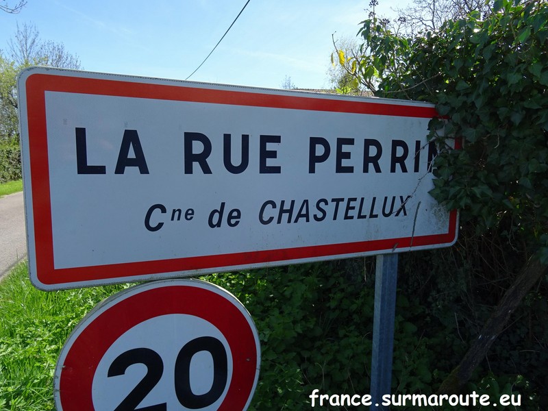 La Rue Perrin H 89.JPG