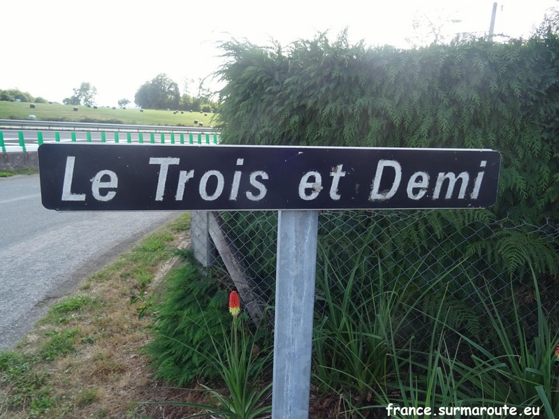 Le Trois-et-Demi H 23.JPG