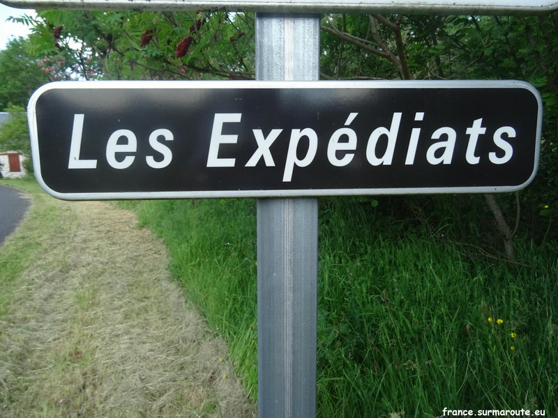 Les Expédiats H 15.JPG