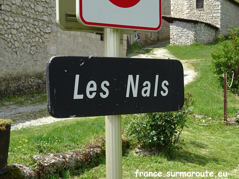 Les Nals H 26.JPG