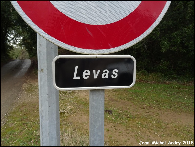 Carlencas-et-Levas 2 34 - Jean-Michel Andry.jpg