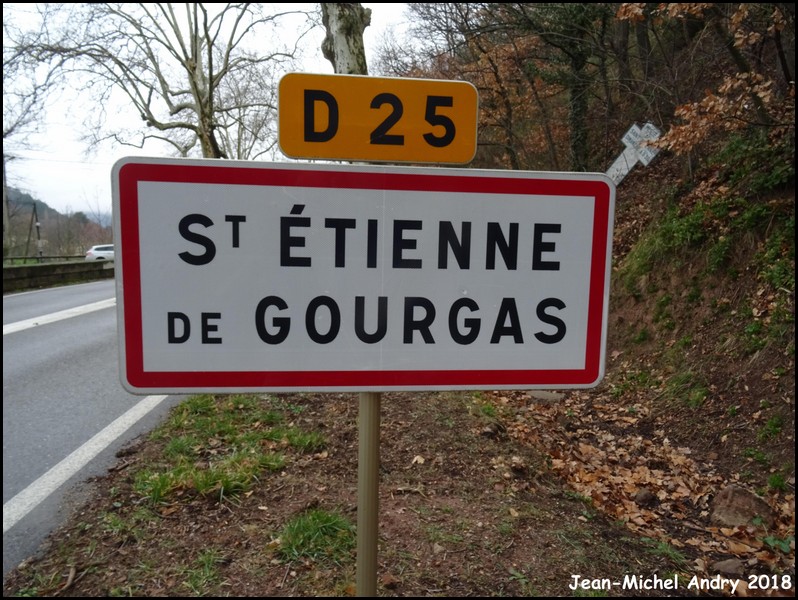 Saint-Étienne-de-Gourgas 34 - Jean-Michel Andry.jpg