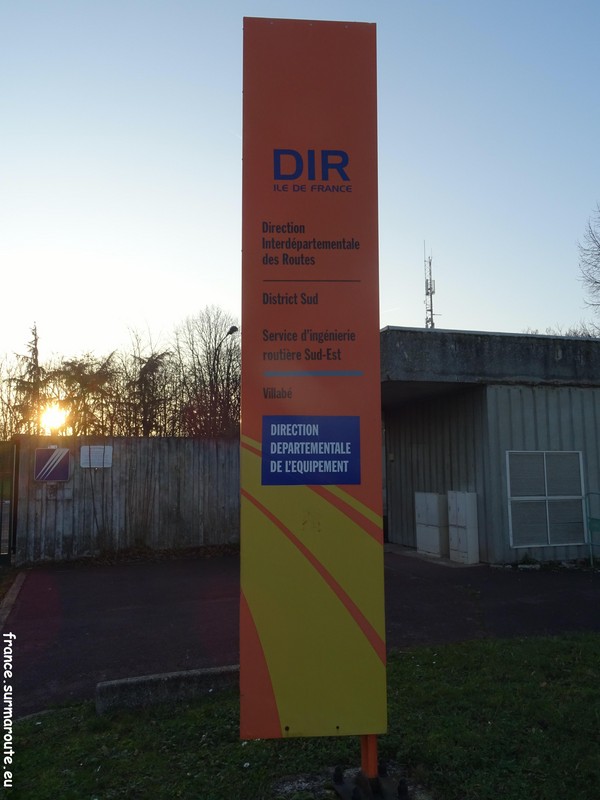 Centre Expl Villabé 91.JPG