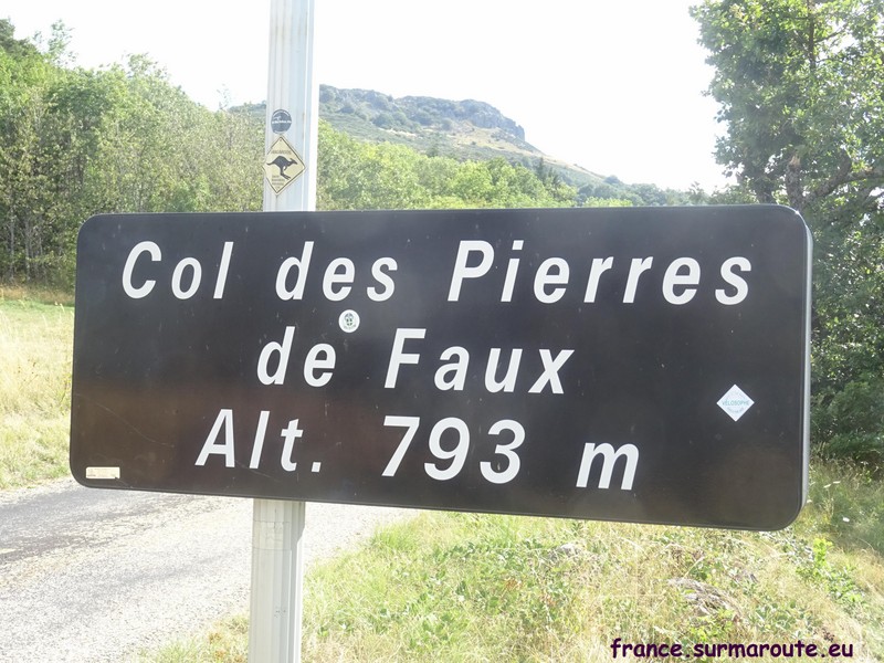 07 Pierres de Faux.JPG