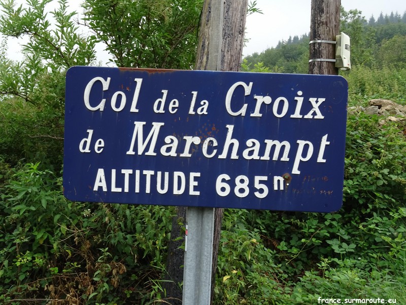 69 Croix de Marchampt.JPG