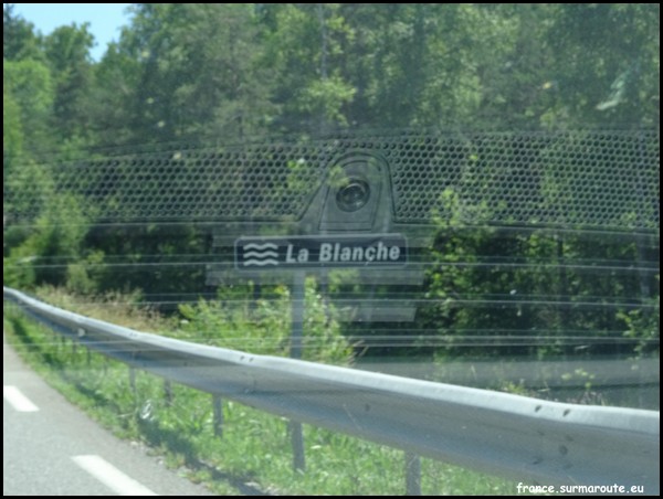 BLANCHE 04.JPG