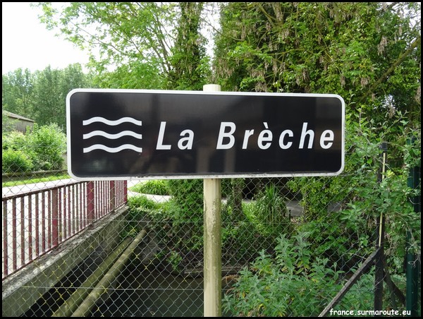BRECHE 60.JPG