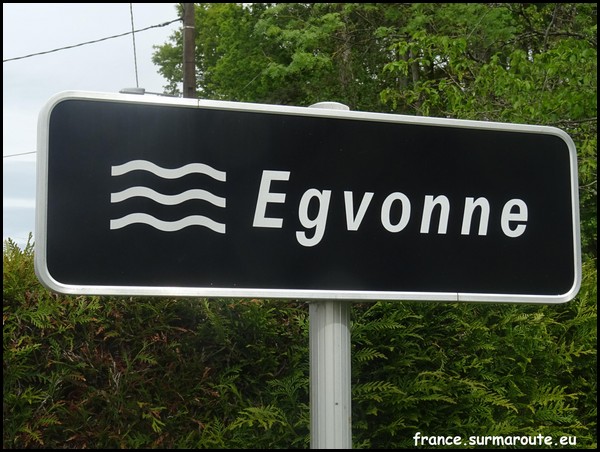 EGVONNE 41.JPG