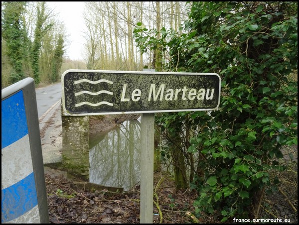 MARTEAU 28.JPG