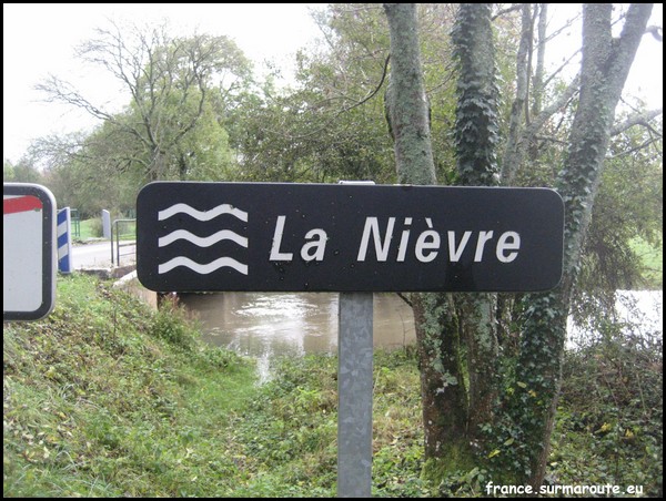 NIEVRE 58.JPG