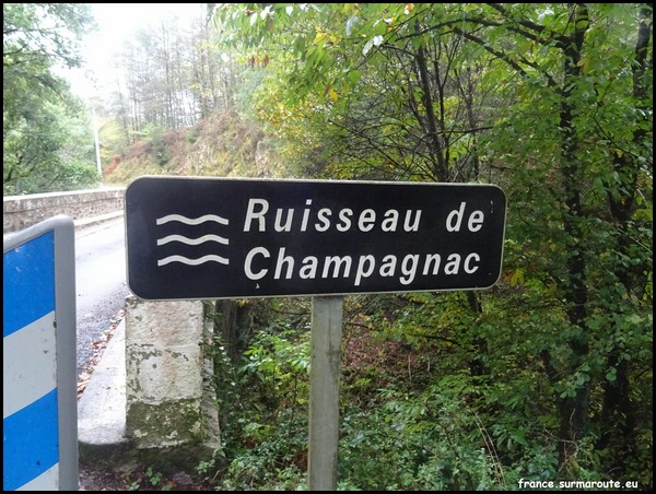 R DE CHAMPAGNE 19.JPG