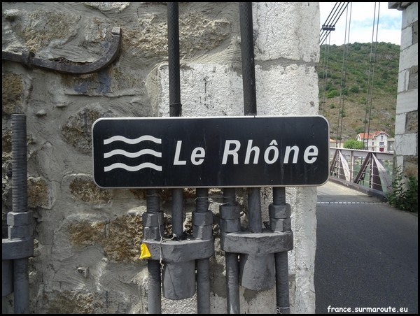 RHONE 26.JPG
