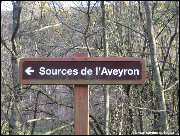 Source de l'AVEYRON (1).JPG